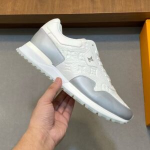 Lv Run Away