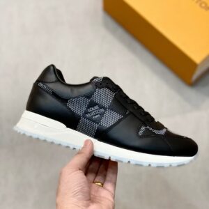 Lv Run Away