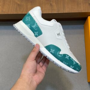 Lv Run Away