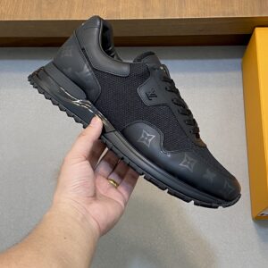 Lv Run Away